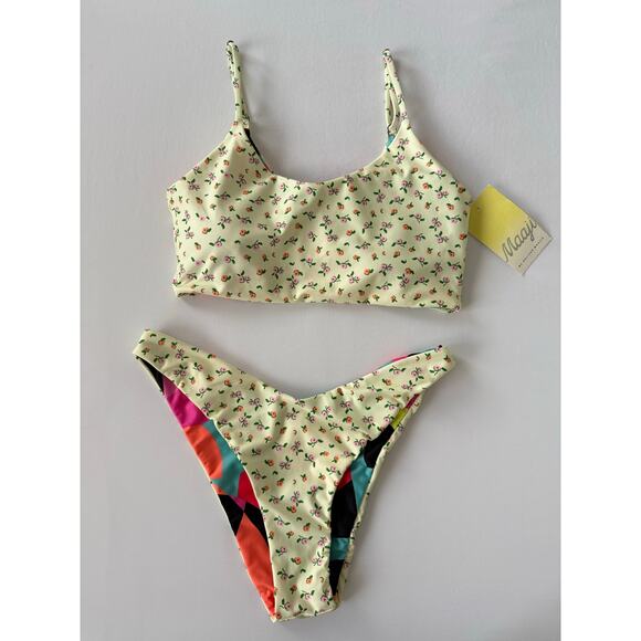 Maaji Reversible Bikini Set in Mini Print Floral Top L and Bottom M NWT - Picture 2 of 6